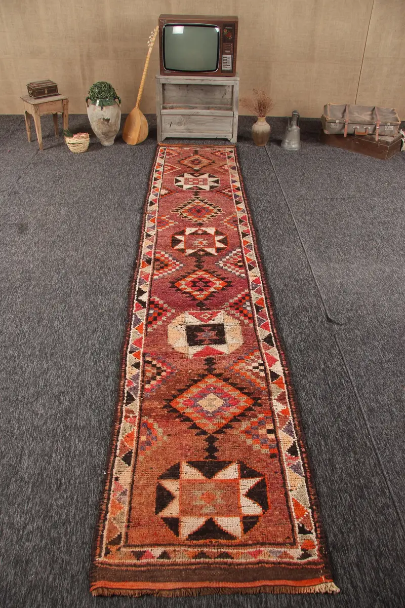 Türk Yolluk Halısı 2.7x13.5 ft, Vintage Herki Kırmızı Oryantal Yün Halı - 1