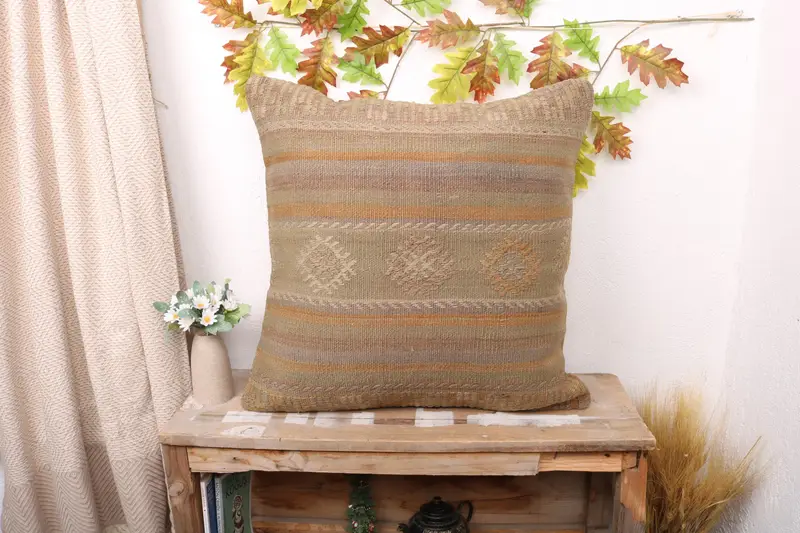 Geometrisches grün & orange besticktes Wurfkissen, Vintage Kissen