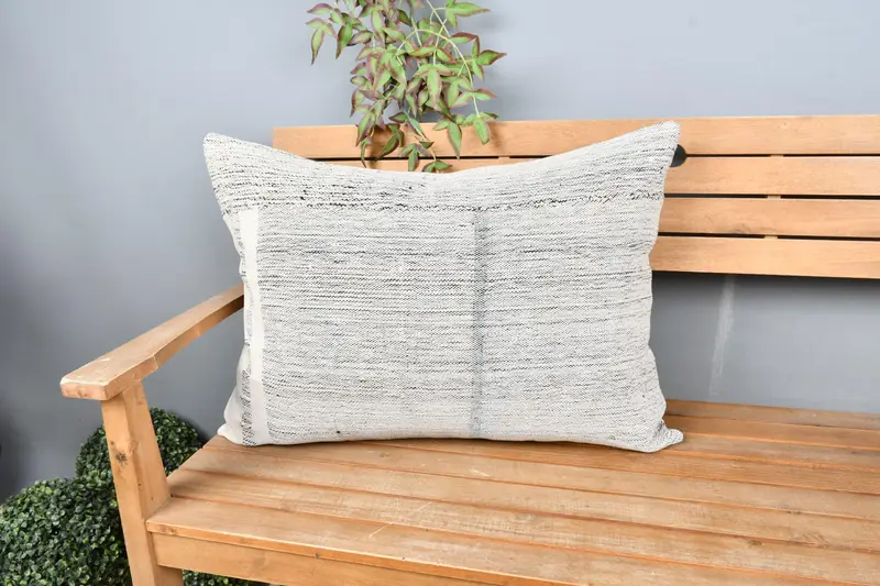 20x28 White Pillow, Turkish Corner Cushion Cover, Cushion, Turkish Pillow, Kilim Pillow Cover, Kilim Rug Pillow, Vintage Pillow - 1