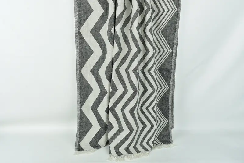 Embroidery Towels, 70x40 Cotton Zigzag Design Towel, Bath towel, Guest Towel, Sand-resistant Turkish towel for travel, Custom Gift, Best Beach Towel - 2