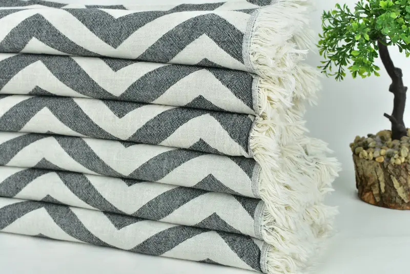 Embroidery Towels, 70x40 Cotton Zigzag Design Towel, Bath towel, Guest Towel, Sand-resistant Turkish towel for travel, Custom Gift, Best Beach Towel - 5