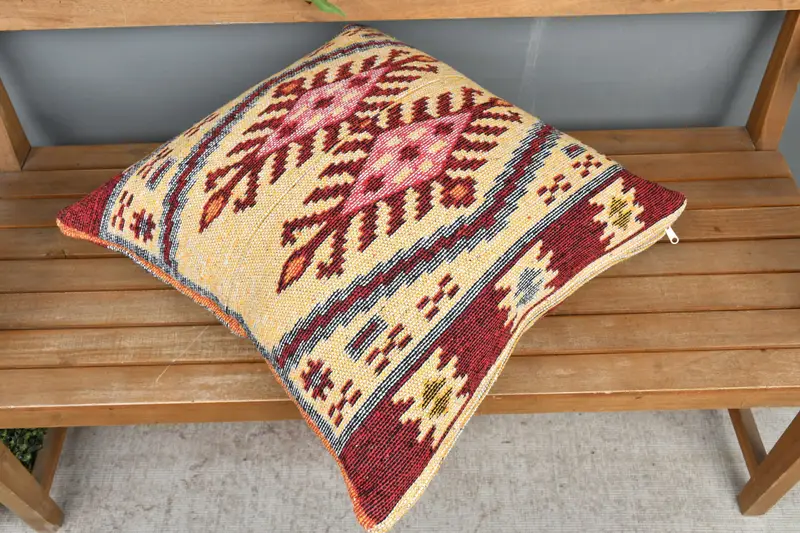 Vintage Kilim -Kissen, 24x24 Beige Kissen Schein, ethnischer Kilimteppichkissen, Häkelmuster -Kissenschein, Kissenschein, Boho -Kissenscheinabdeckung - 2
