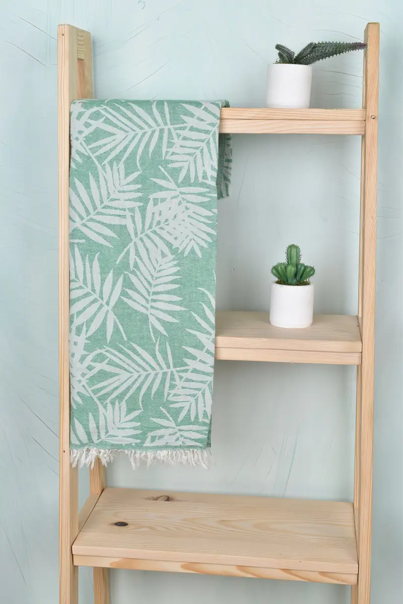 Floral Patterned Towel Green Organic Cotton/Linen, 40x63 Inches