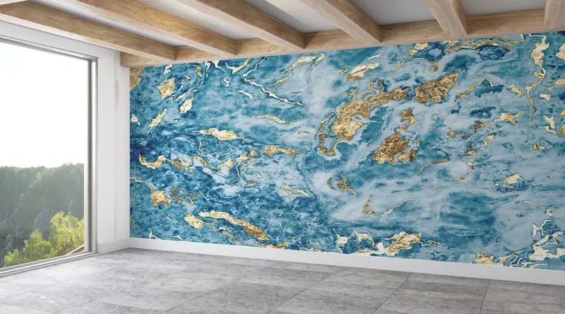 エレガントなプリント壁紙: ブルーマーブルときらめくゴールドのアクセント