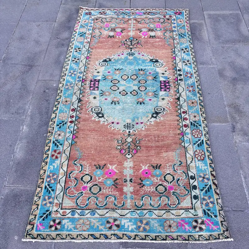 Alfombra naranja vibrante, 3 x 5 pies con detalles en verde