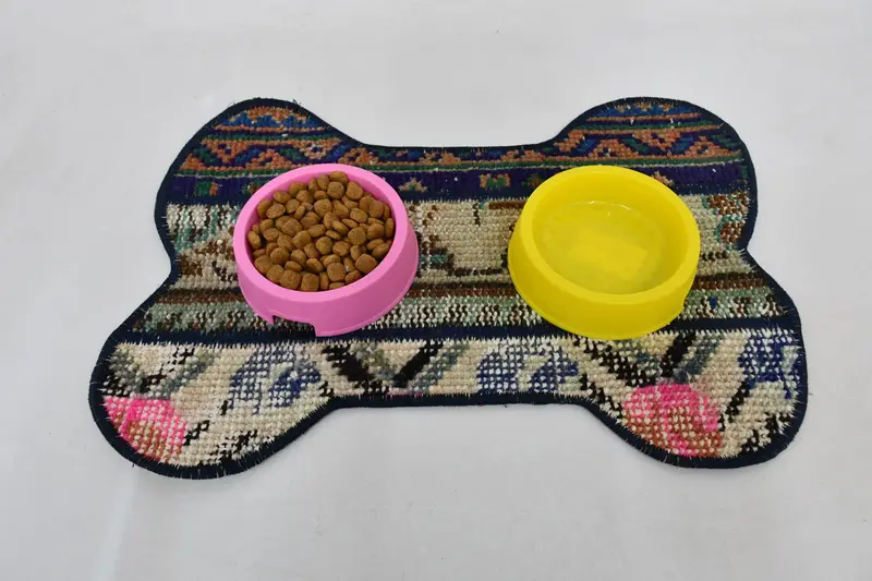 Kaymaz Altlı, Dayanıklı ve Emici Evcil Hayvan Pedi ile Rahat Evcil Hayvan Matı