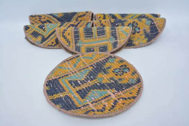 エレガントなオレンジとブロンズのサークルプレースマット、プレミアムキッチン装飾