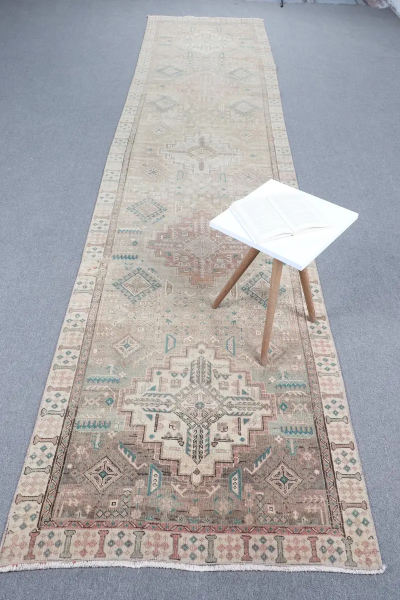 El Yapımı Yeşil ve Mor Halı, 0,3x14,6 ft Kare Desenli