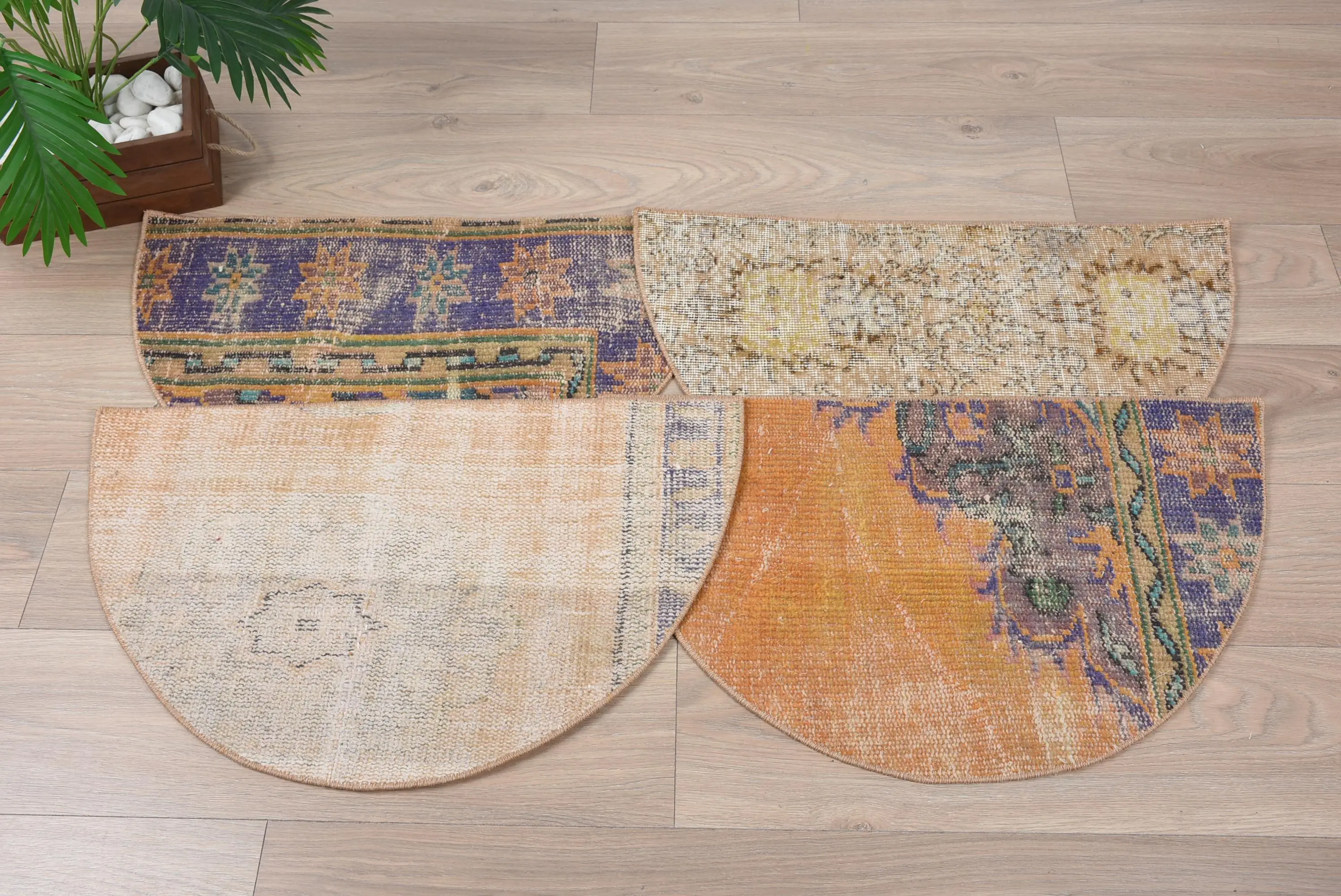 Eco-friendly vintage kilim rug, handmade entryway doormat - 1