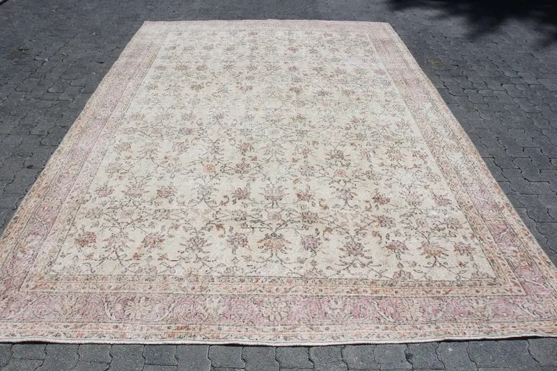 Vintage Oushak Rug 7.7x11.1 ft, White Pink Striped Wool Turkish Rug - 1
