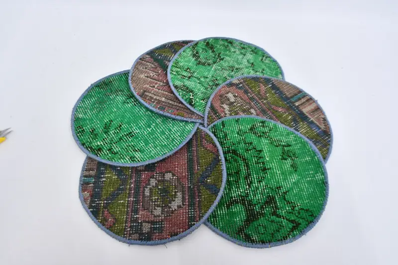 Manteles individuales circulares bohemios verdes y rojos, manteles individuales boho de algodón y lana