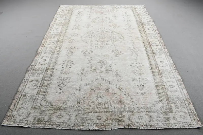 Vintage Büyük Halı, 6x9.1 ft Türk Halısı, Beyaz Oushak Yün Halı - 1