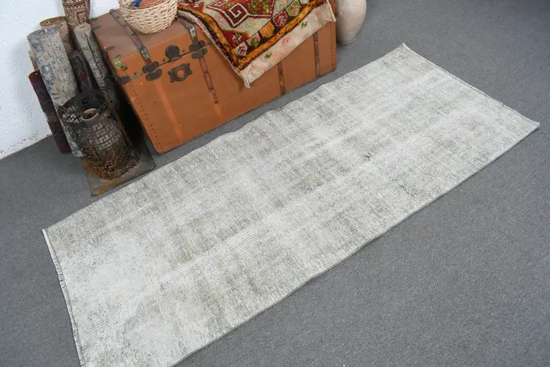 Türk Vurgulu Halı, 2.7x6.2 ft Vintage Halı, Gri Bordürlü Yün Halı - 1
