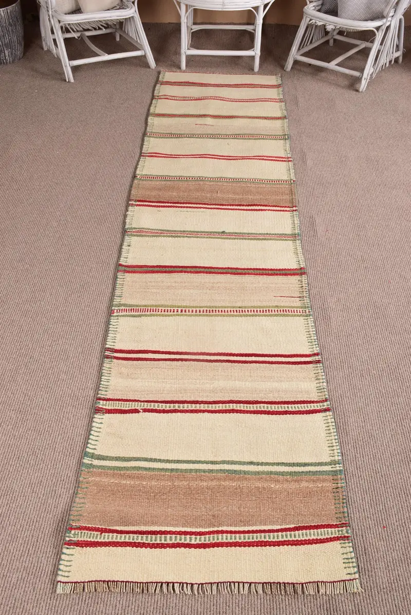Vintage Türk Kilim Halısı 2,6x10,9 ft (78x332 cm), Kahverengi Yün Halı - 1