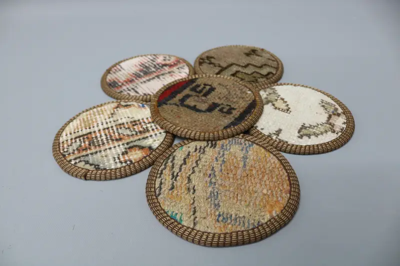 Posavasos redondo bohemio marrón y beige, posavasos bohemio único