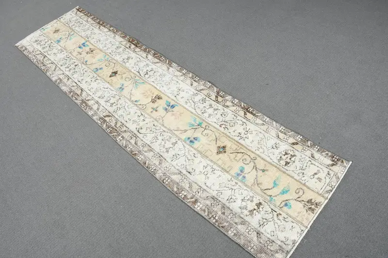 Vintage Turkish Rug 1.9x7.6 ft, White Oushak Abstract Rug - 1