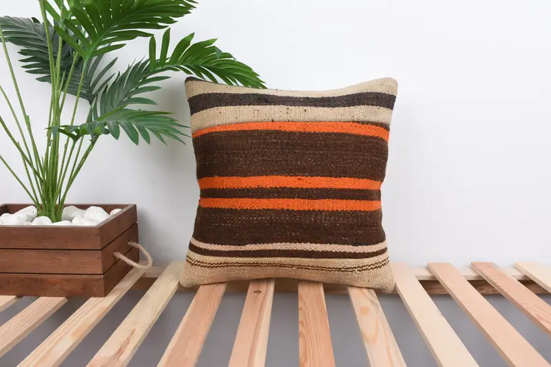 Braunes, oranges Patchwork-Wurfkissen, 16x16 besticktes Kissen