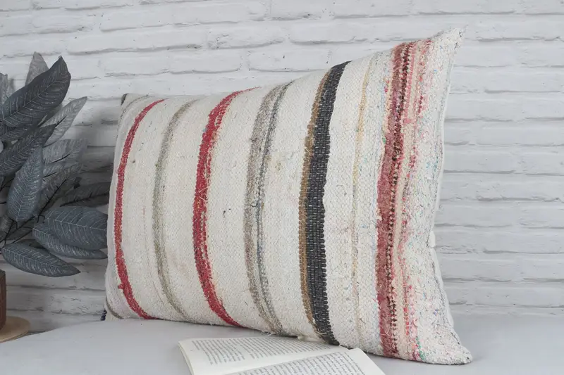 Turkish Pillow, Comfy Throw Cushion Cover, Pillow, 20x28 White Pillow, Square Throw Pillow Case, Boho Pillow, Ethnical Kilim Rug Pillow - 4