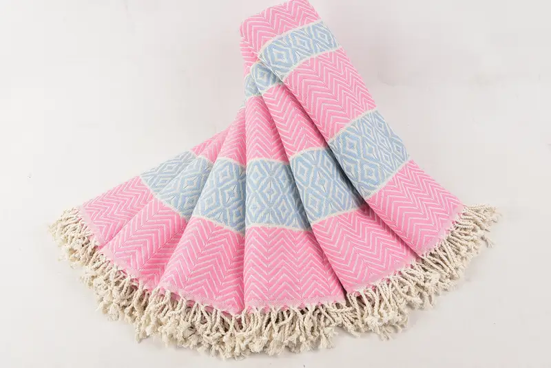 Thin and lightweight Turkish peshtemal, Housewarming Gift, 70x40 Cotton Chevron Towel, Baby Boy Gift, Bachelorette Party Favors, Hammam towel - 4