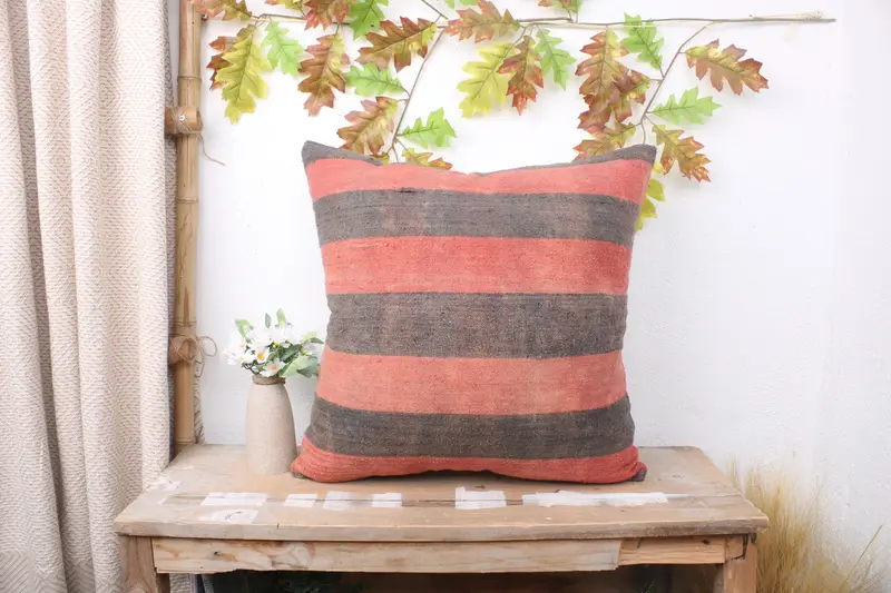 Art Deco Pillow Cover, Pillow Cover, 20x20 Red Pillow Cover, Handmade Kilim Cushion, Vintage Kilim Pillow Cushion, Kilim Cushion Sham, Boho Pillow - 1