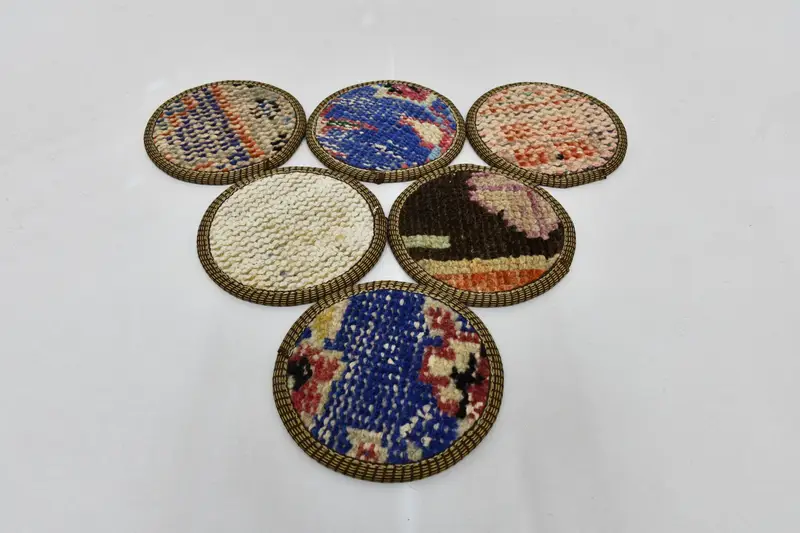 Posavasos redondos bohemios azules y beige, posavasos bohemios únicos