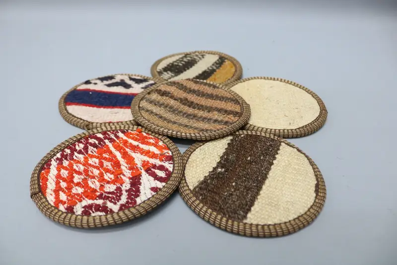Kahverengi ve Bronz Çizgili Bardak Altlığı, Benzersiz Kilim Bardak Altlığı
