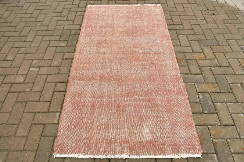 Türk Vintage Halı, 3.3x6.6 ft Accent Halı, Kırmızı Beyaz Çiçekli Halı - 1