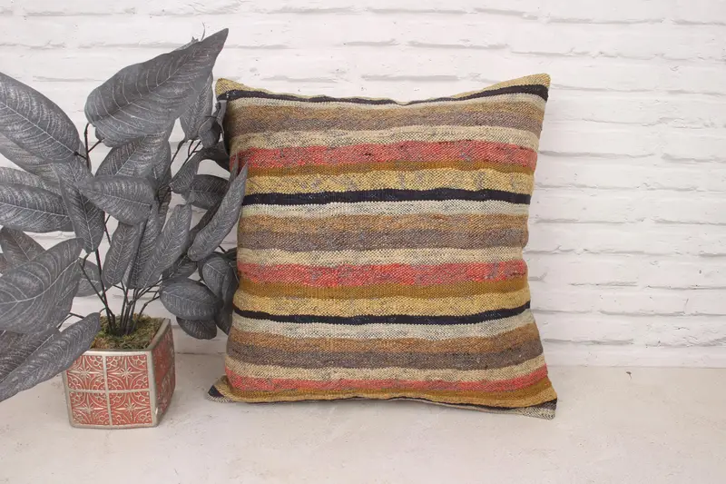 Christmas Cushion, Authentic Pillow, Interior Designer Pillow, Muted Cushion Case, Kilim Pillow Cover, 20x20 Red Pillow, Cushion Cover, Boho Pillow - 1