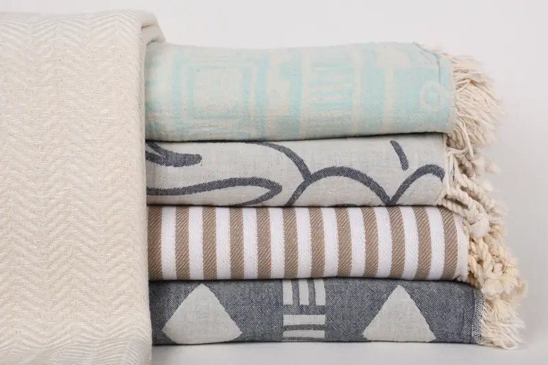 Beach Wedding Favor, Throw Blanket for Bed, Bachelorette Party Favors, Monogram Blanket, Woven Throw Blanket, 80x60 Cotton Set of 5 Towel - 1