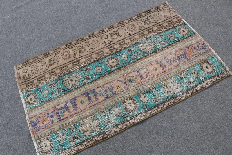Türk Vintage Küçük Halı 2.7x4.6 ft, Mavi Kahverengi Çiçekli Yün Halı - 1