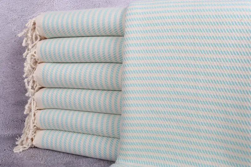 Personalized Bridesmaid Beach Towel, Quick-dry peshtemal, 70x40 Cotton Polka Dot Towel, Bridal Shower Favors, Custom Gift, Bridal Party Gifts - 1