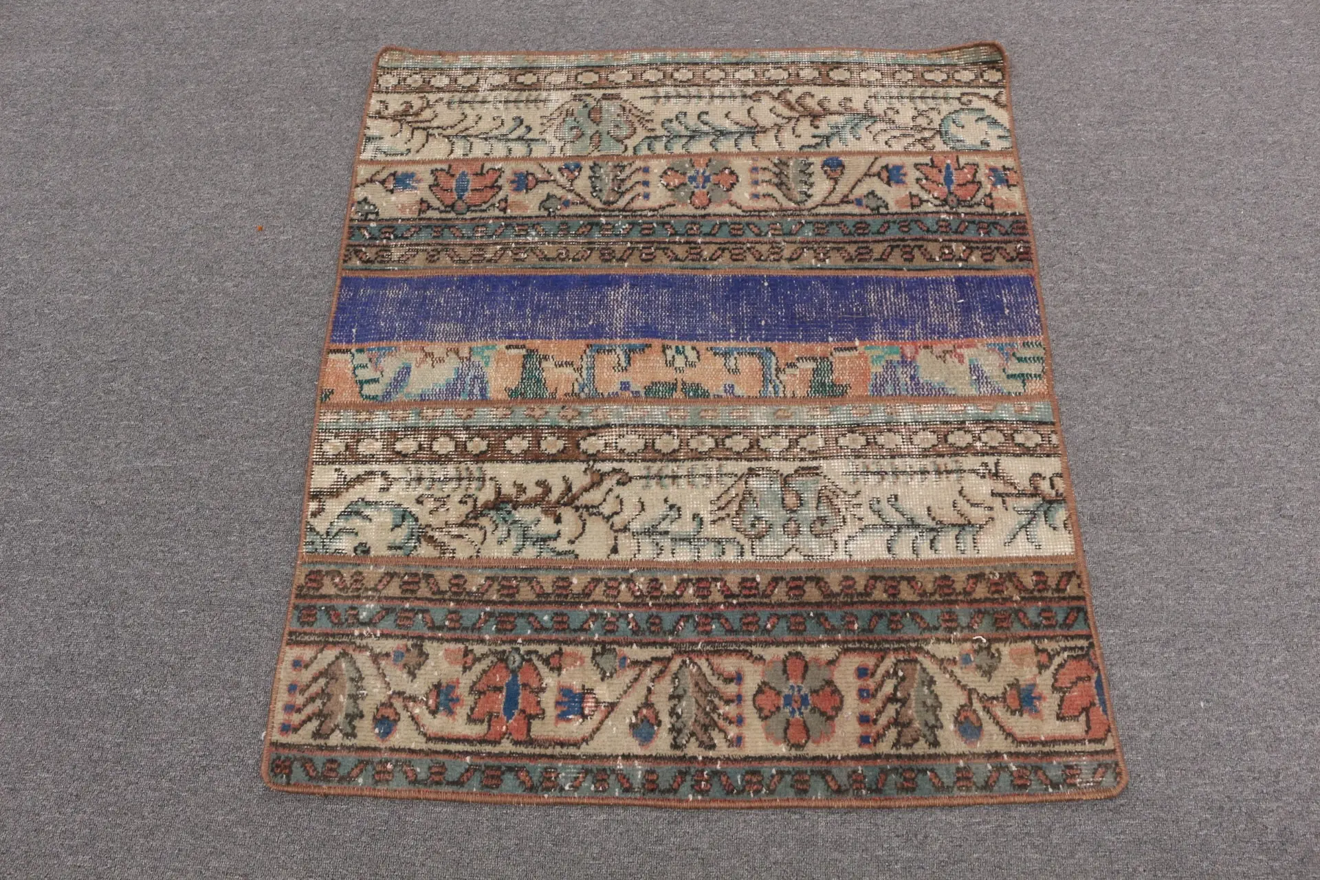 Turkish Small Rug 2.9x3.37 ft, Vintage Blue Animal Print Wool Rug - 1