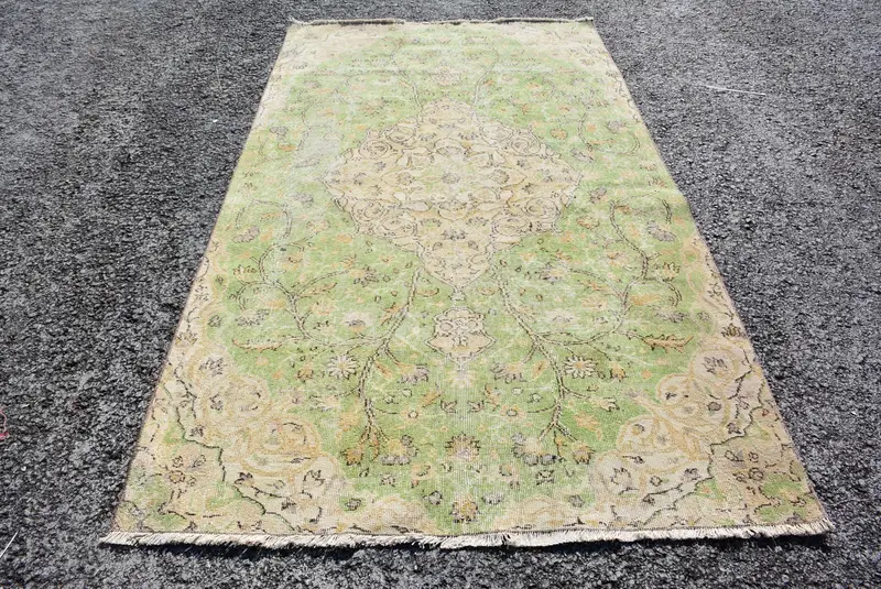 Vintage Rug, 4.8x8.4 ft Turkish Rug, Green Floral Wool Rug - 1