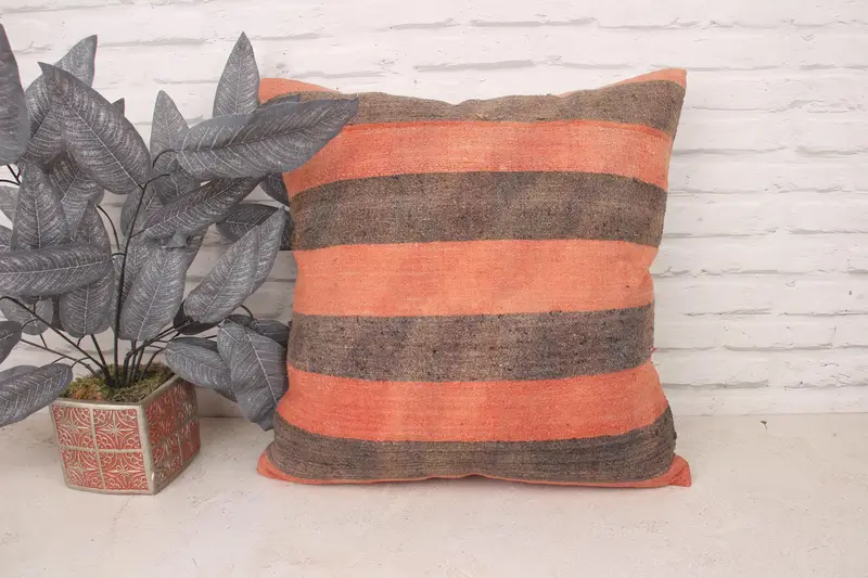 Pillow, Kilim Cushion Sham, Kilim Pillow Cover, 20x20 Red Cushion Cover, Ethnic Cushion, Turkish Kilim Pillow, Handmade Throw Cushion - 1