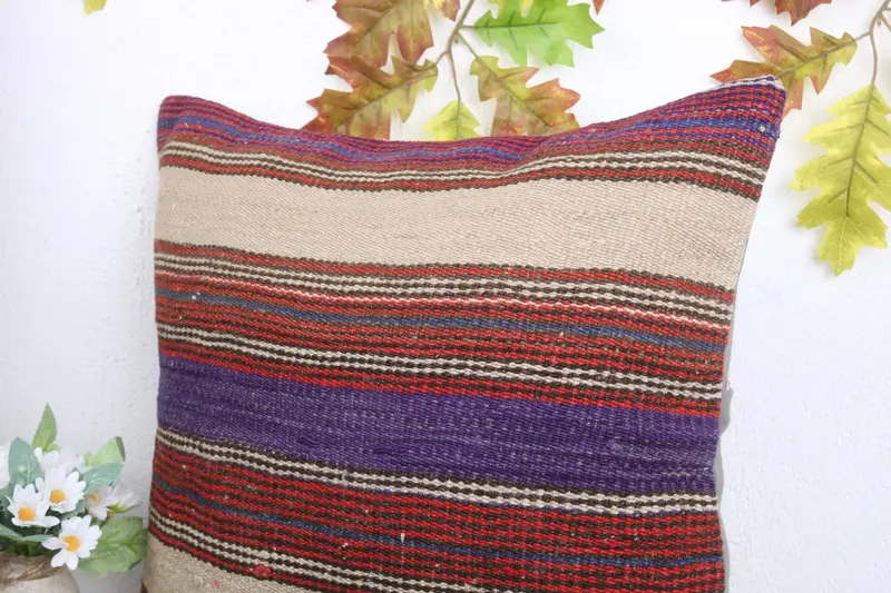 Traditional Cushion, Bed Pillow Cover, Interior Designer Pillow, Pillow Case, 18x18 Red Cushion Cover, Home Decor Pillow, Boho Pillow Sham Cover - 5