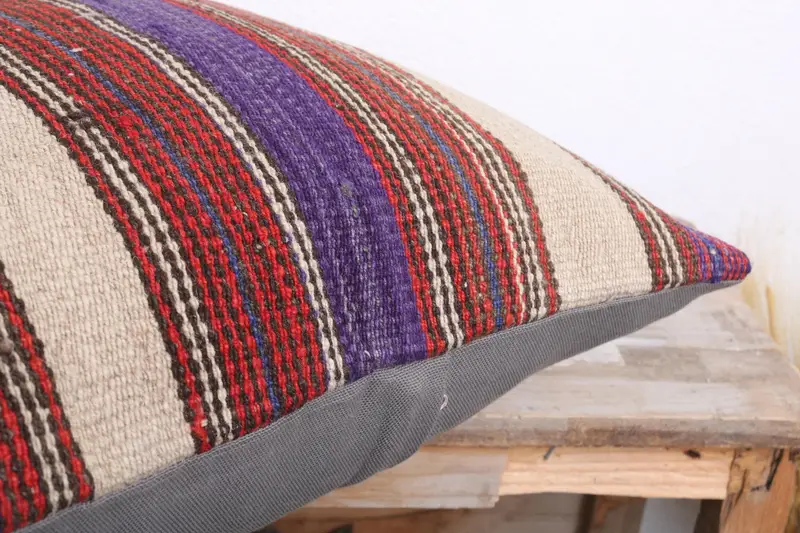 Traditional Cushion, Bed Pillow Cover, Interior Designer Pillow, Pillow Case, 18x18 Red Cushion Cover, Home Decor Pillow, Boho Pillow Sham Cover - 6