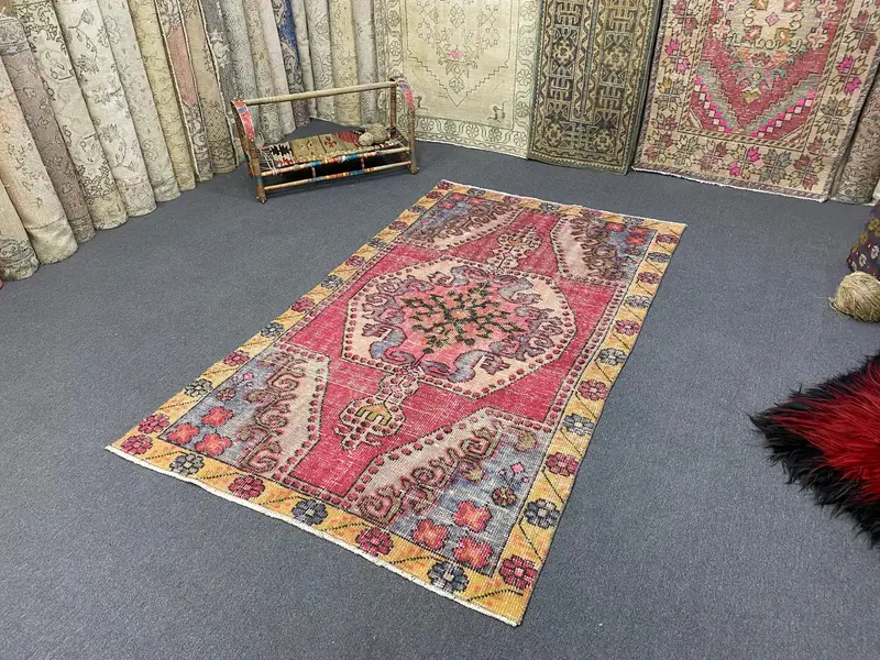 Red, Rainbow Floral Rug, 3,9x6,5 ft