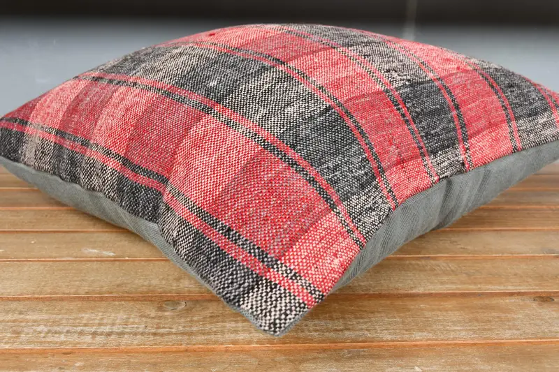 18x18 Red Pillow Cover, Sofa Bolster Cushion, Vintage Kilim Pillow, Boho Pillow, Seat Pillow Sham, Pillow, Turkish Pillow, Bright Pillow Sham - 3