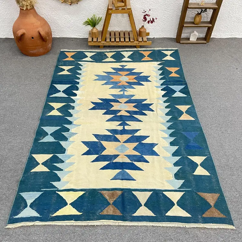 Zarif Bej ve Mavi Halı, 4,6x6,9 ft Çiçek ve Geometrik