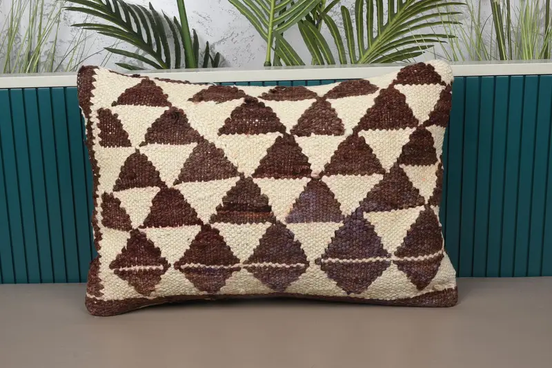 Geometrisches Beige & Braunes Rechteck-Wurfkissen, Vintage besticktes Kissen