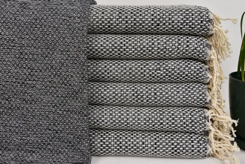 Holiday Towel, Gift Boxes Towel, Turkish Towel Set, Gift For Him, Absorbent towel, Lightweight Turkish towel, 64x38 Cotton Geometric Towel - 1
