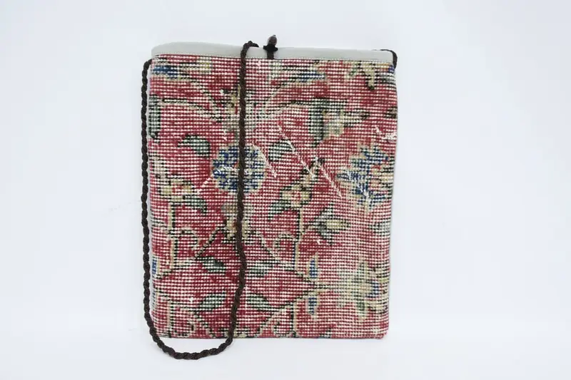 ヴィンテージモチーフのウールショルダーバッグ、スチームパンクキリムバッグ