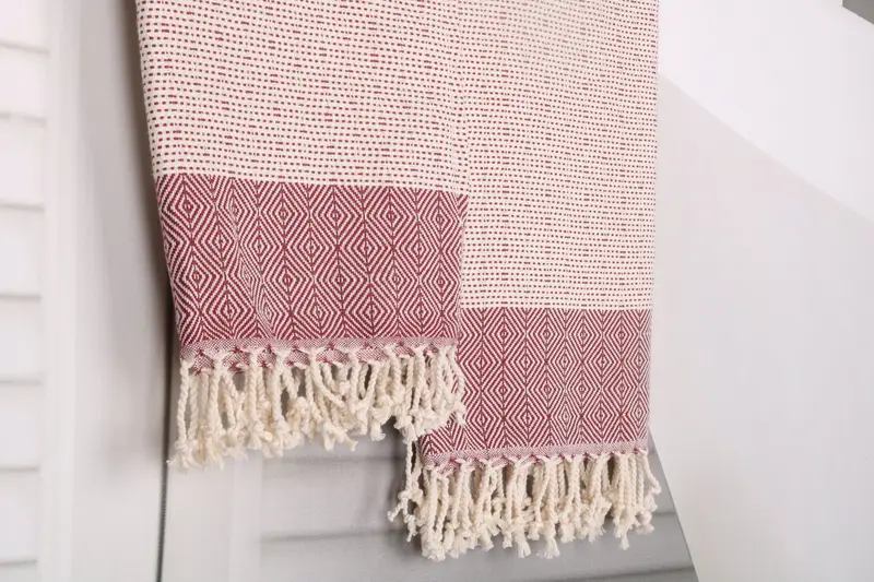Family Gift Basket, Handwoven Turkish Towel, 70x40 Cotton Diamond Towel, Birthday Gift, Personalized Wedding Gift, Bath towel, Sand-resistant towel - 8