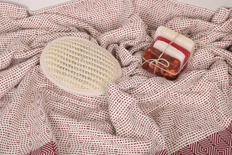 Family Gift Basket, Handwoven Turkish Towel, 70x40 Cotton Diamond Towel, Birthday Gift, Personalized Wedding Gift, Bath towel, Sand-resistant towel - 7