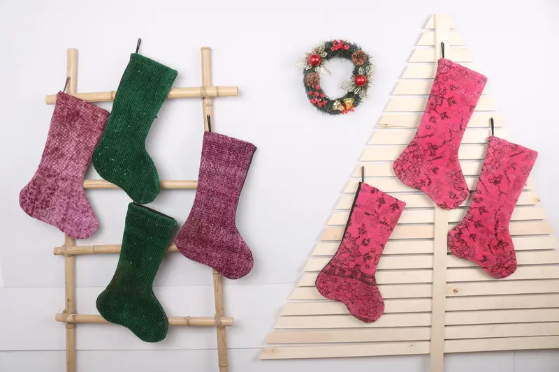 Patrón de Kilim festivo, calcetín de adorno navideño de 7 pulgadas