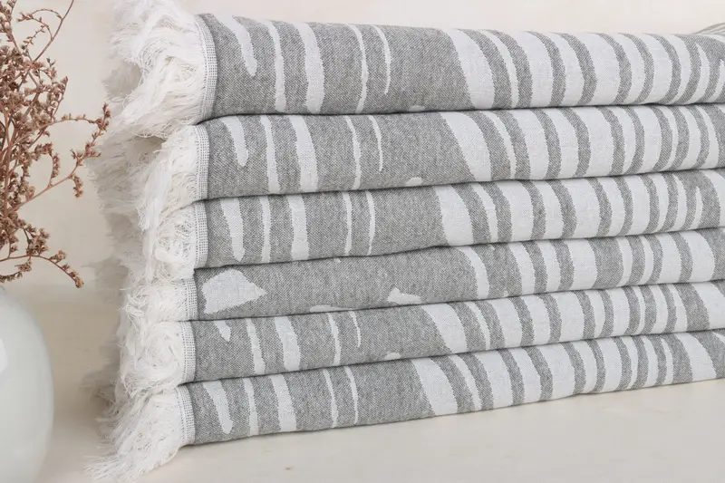 Gift For Best Friend, 70x40 Cotton Floral Design Towel, Wedding Towel, Handmade Gift, Organic Towel, Bridal Shower Favors, Lightweight Turkish towel - 2