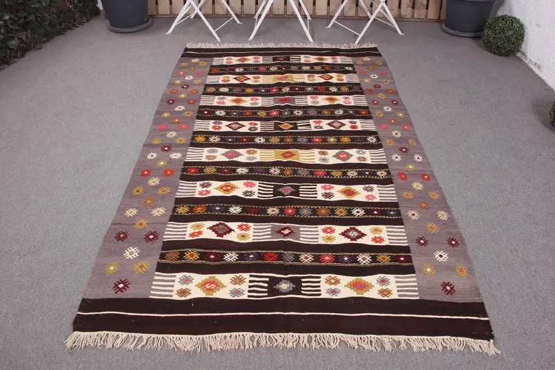 Handmade Brown Animal Print Rug, 4,4x7,1 ft