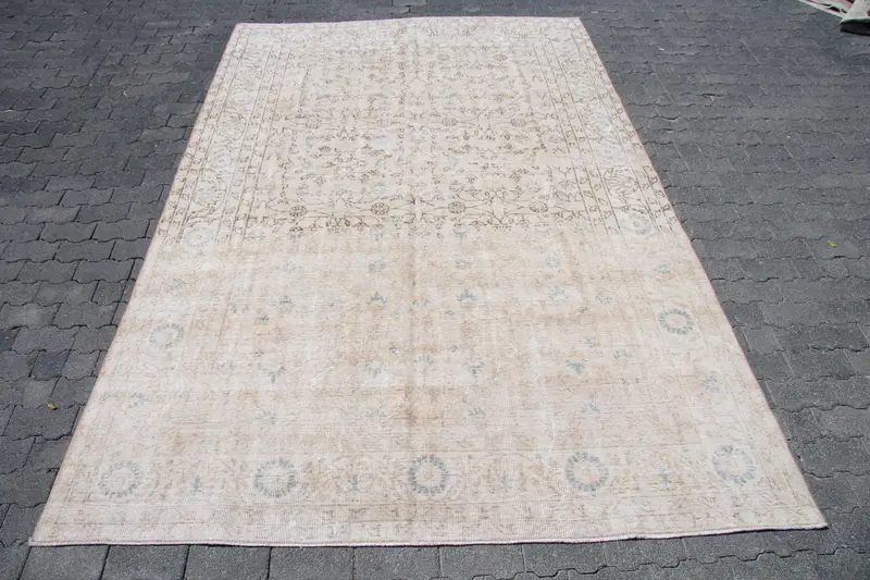 Vintage Oushak Large Rug 6.7x10.1 ft (204x309 cm), Turkish White Plants & trees Rug - 1