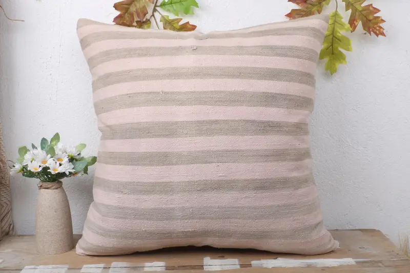 Turkish Pillow, 20x20 Brown Pillow Case, Boho Chic Cushion Cover, Yoga Pillow, Vintage Kilim Pillow, Vintage Pillow, Cushion - 2