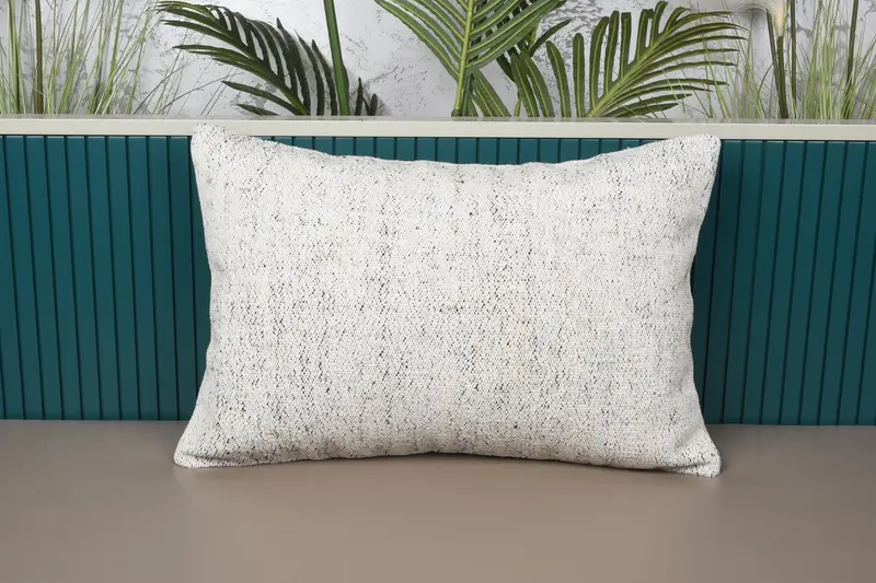 Gesticktes südwestliches Kissen in Beige und Braun, Vintage-Rechteck-Wurfkissen